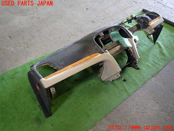 1UPJ-30777505]クライスラー・300(LX36)ダッシュボード 中古_m0002.jpg