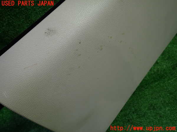 1UPJ-30777516]クライスラー・300(LX36)グローブボックス1 中古_m0002.jpg