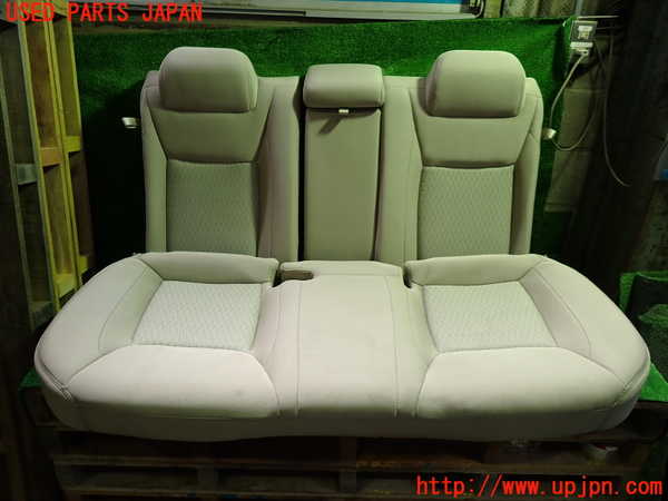 1UPJ-30777385]クライスラー・300(LX36)リアシート 中古_m0001.jpg