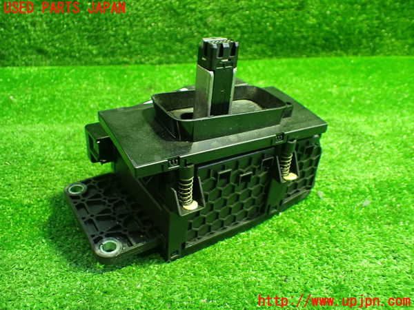 1UPJ-30777555]クライスラー・300(LX36)ATシフトレバー 中古_m0003.jpg