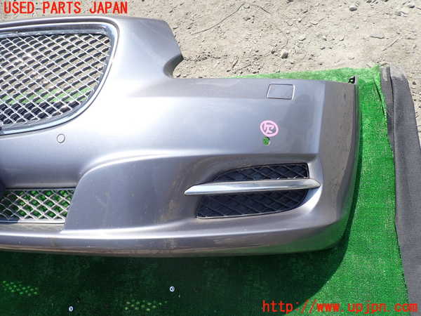 1UPJ-30781010]ジャガー・XJ(J12LA)フロントバンパー 中古_m0002.jpg