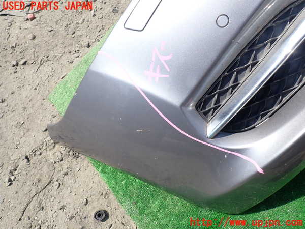 1UPJ-30781010]ジャガー・XJ(J12LA)フロントバンパー 中古_m0003.jpg