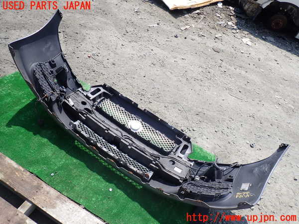 1UPJ-30781010]ジャガー・XJ(J12LA)フロントバンパー 中古_m0004.jpg