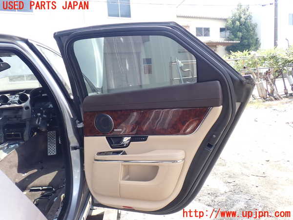 1UPJ-30781290]ジャガー・XJ(J12LA)右後ドア 中古_m0004.jpg