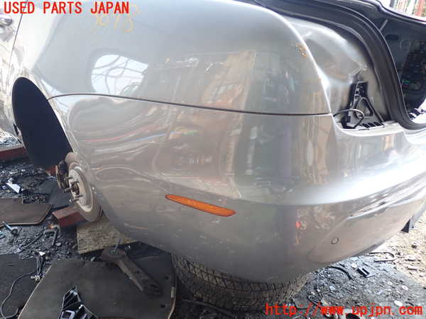 1UPJ-30781610]ジャガー・XJ(J12LA)リアバンパー 中古_m0004.jpg