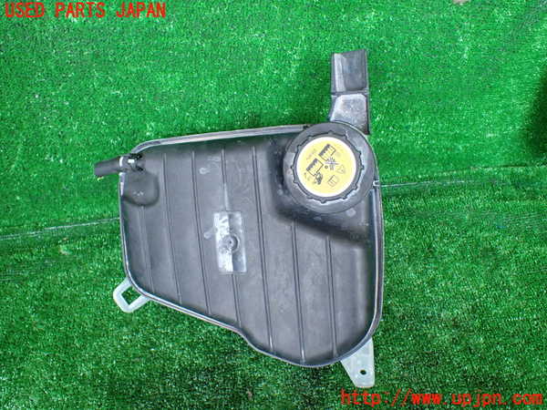 1UPJ-30782410]ジャガー・XJ(J12LA)ラジエータータンク 中古_m0001.jpg