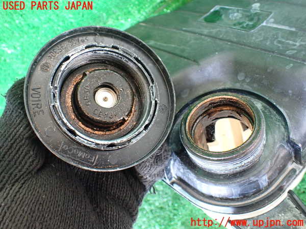 1UPJ-30782410]ジャガー・XJ(J12LA)ラジエータータンク 中古_m0003.jpg