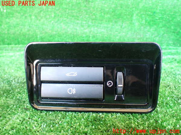 1UPJ-30786307]ジャガー・XJ(J12LA)スイッチ2 (バックドアオープナー他) 中古_m0001.jpg