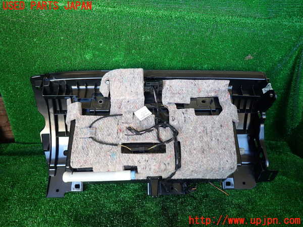 1UPJ-30787516]ジャガー・XJ(J12LA)グローブボックス1 中古_m0004.jpg
