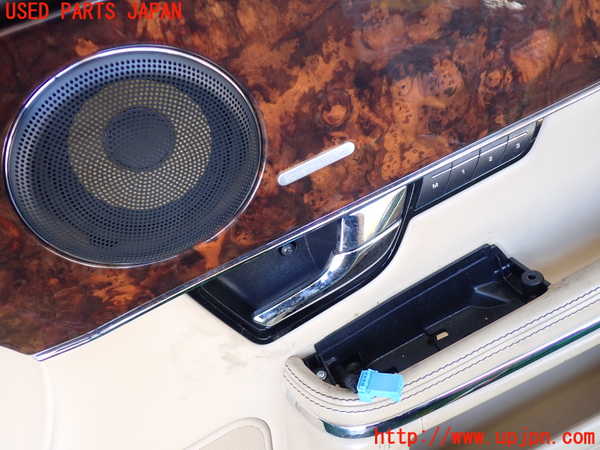 1UPJ-30781234]ジャガー・XJ(J12LA)右前ドア内張り 中古_m0002.jpg