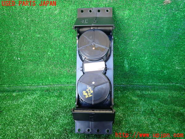 1UPJ-30787810]ジャガー・XJ(J12LA)ドリンクホルダー 中古_m0004.jpg