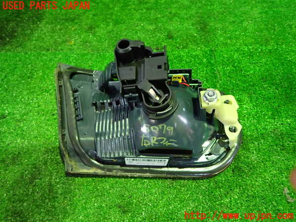 1UPJ-30791550]BMW 320i(3B20)右リアフィニッシャー 中古_m0003.jpg