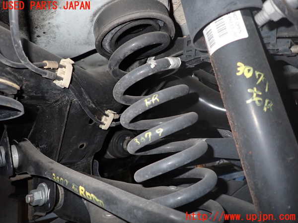 1UPJ-30795100]BMW 320i(3B20)右リアスプリング 中古_m0001.jpg