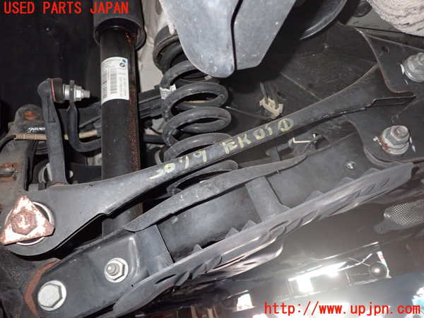 1UPJ-30795226]BMW 320i(3B20)左リアロアアーム1 中古_m0001.jpg