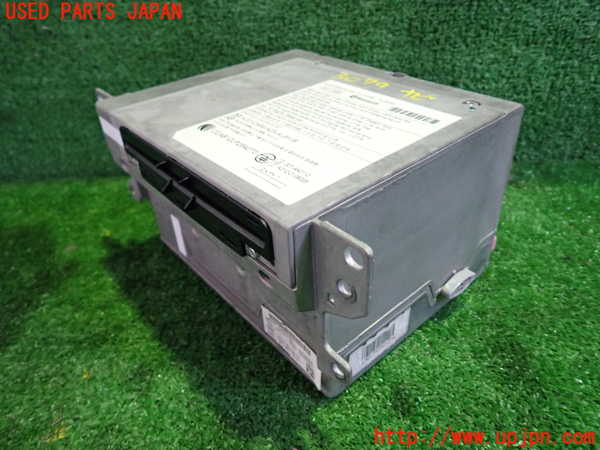 1UPJ-30796589]BMW 320i(3B20)カーナビゲーション HDD 中古_m0002.jpg