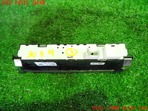 1UPJ-30796308]BMW 320i(3B20)スイッチ3 (レーンキープ) 中古_m0002.jpg