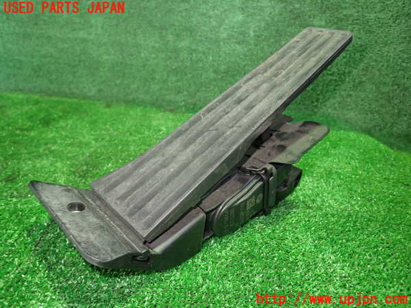 1UPJ-30796381]BMW 320i(3B20)センサー1 (アクセルペダル) 中古_m0001.jpg