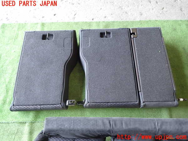 1UPJ-30797385]BMW 320i(3B20)リアシート 中古_m0005.jpg