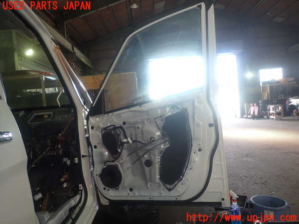 1UPJ-30801230]セレナ e-POWER C27系(HFC27)右前ドア (43R-00034 M2H4K) 中古_m0002.jpg