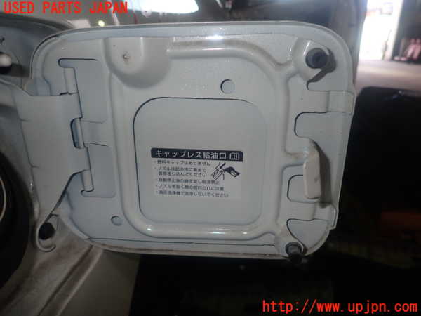 1UPJ-30801690]セレナ e-POWER C27系(HFC27)フューエルリッド 中古_m0002.jpg