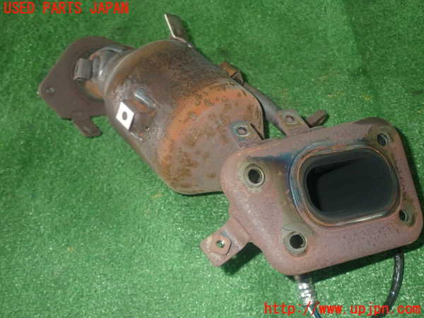 1UPJ-30802041]セレナ e-POWER C27系(HFC27)エキマニ1 触媒 マニバーター 中古_m0003.jpg