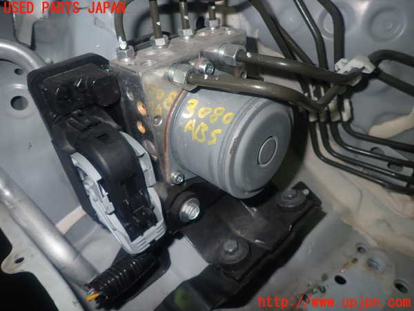 1UPJ-30804040]セレナ e-POWER C27系(HFC27)ABSアクチュエーター 中古_m0001.jpg