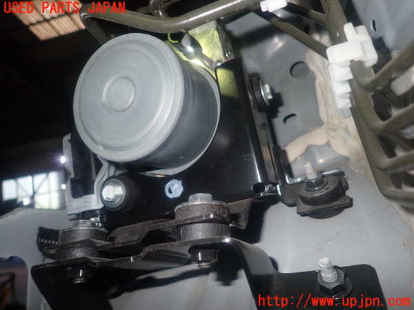 1UPJ-30804040]セレナ e-POWER C27系(HFC27)ABSアクチュエーター 中古_m0002.jpg