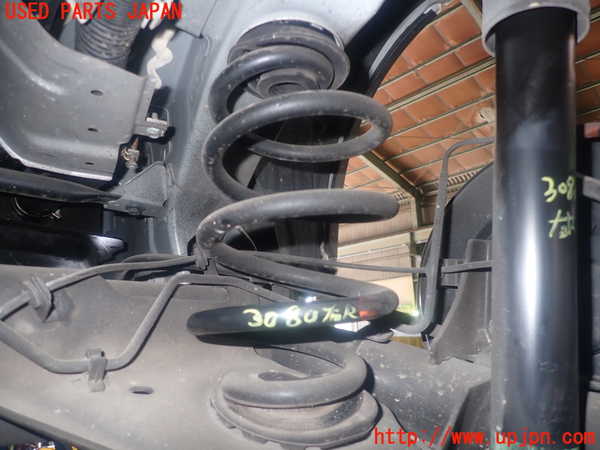 1UPJ-30805100]セレナ e-POWER C27系(HFC27)右リアスプリング 中古_m0001.jpg