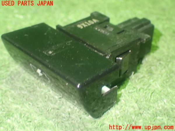 1UPJ-30806306]セレナ e-POWER C27系(HFC27)スイッチ1 (チャージモード) 中古_m0002.jpg
