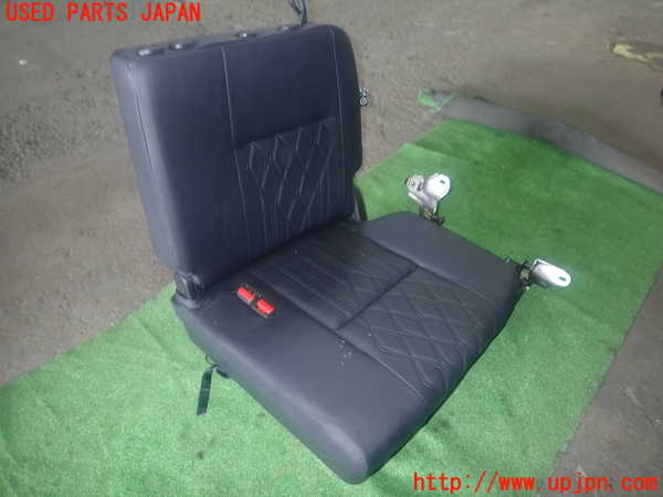 1UPJ-30807265]セレナ e-POWER C27系(HFC27)左3列目シート 中古_m0001.jpg