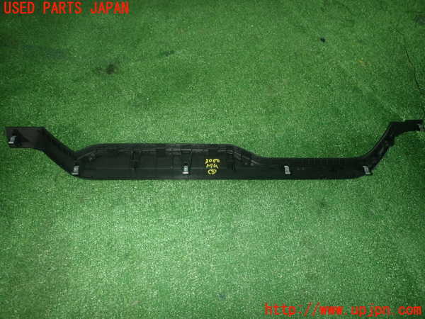 1UPJ-30807693]セレナ e-POWER C27系(HFC27)内装トリム類3 中古_m0002.jpg