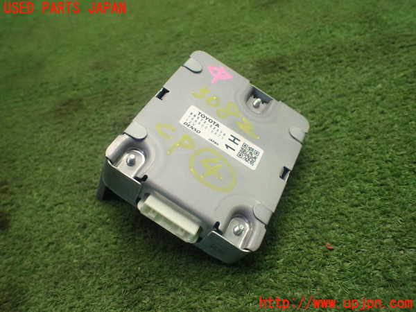 1UPJ-30826149]サクシード バン ハイブリッド(NHP160V)コンピューター4 (86572-52070) 中古_m0001.jpg