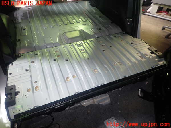 1UPJ-30827385]サクシード バン ハイブリッド(NHP160V)リアシート 中古_m0004.jpg