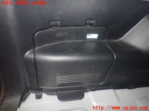 1UPJ-30827680]サクシード バン ハイブリッド(NHP160V)左リアピラートリム 中古_m0005.jpg