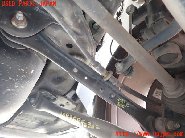 1UPJ-30835200]ランドローバー・フリーランダー2(LF32)右リアロアアーム1 中古_m0001.jpg