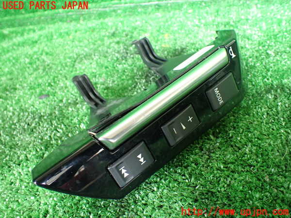 5UPJ-30836308]ランドローバー・フリーランダー2(LF32)スイッチ3 (ステアリング) 中古_m0001.jpg