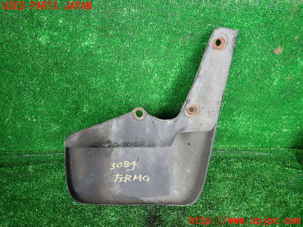 5UPJ-30841456]ハイエースワゴン100系(KZH106W)左リアマッドガード(泥除け) 中古_m0001.jpg