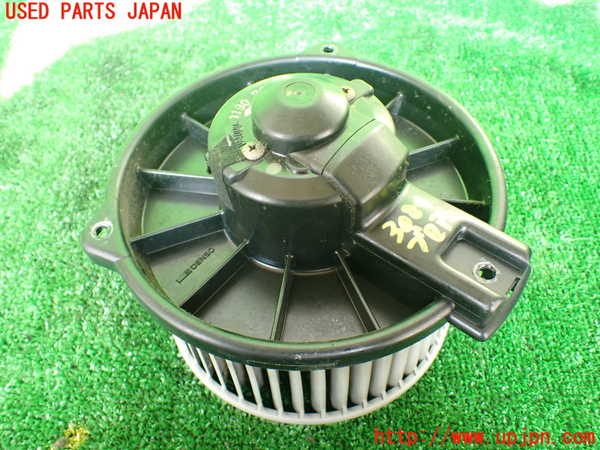 1UPJ-30846095]ハイエースワゴン100系(KZH106W)ブロアファン(ブロアーファン) 中古_m0001.jpg