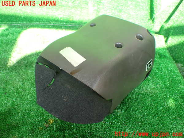 1UPJ-30847905]ハイエースワゴン100系(KZH106W)コラムカバー 中古_m0003.jpg