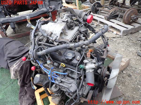 1UPJ-30852010]ハイラックスサーフ N130系 4ドア(YN130G)エンジン 3Y-E 4WD 中古_m0001.jpg