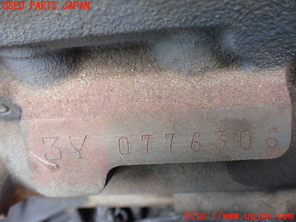 1UPJ-30852010]ハイラックスサーフ N130系 4ドア(YN130G)エンジン 3Y-E 4WD 中古_m0004.jpg