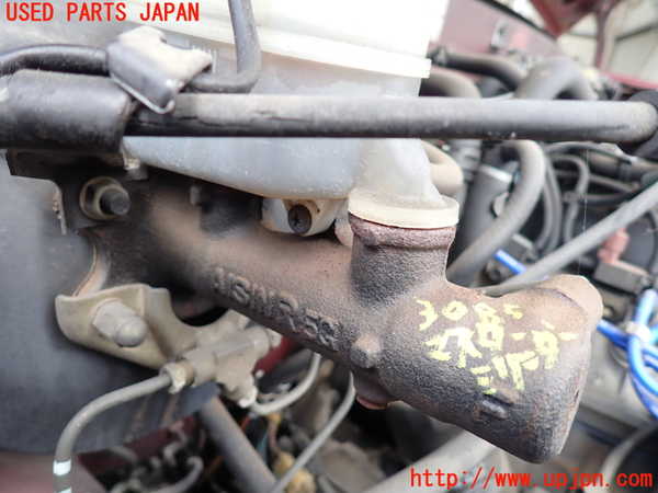5UPJ-30854050]ハイラックスサーフ N130系 4ドア(YN130G)ブレーキマスターシリンダー 中古_m0003.jpg