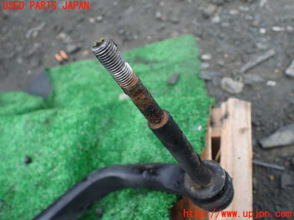 5UPJ-30855440]ハイラックスサーフ N130系 4ドア(YN130G)フロントスタビライザー 中古_m0003.jpg