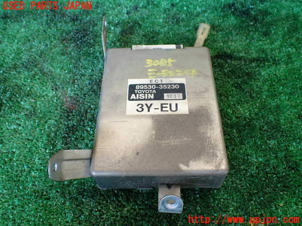 5UPJ-30856115]ハイラックスサーフ N130系 4ドア(YN130G)ミッションコンピューター 中古_m0001.jpg