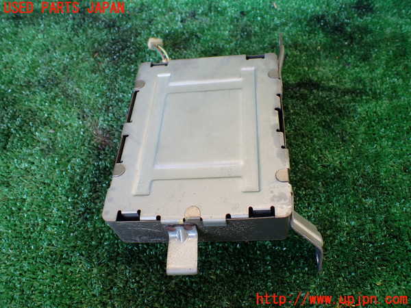 5UPJ-30856115]ハイラックスサーフ N130系 4ドア(YN130G)ミッションコンピューター 中古_m0003.jpg