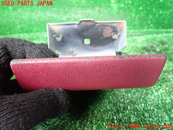 5UPJ-30857821]ハイラックスサーフ N130系 4ドア(YN130G)灰皿1 中古_m0002.jpg