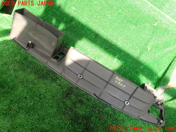 1UPJ-30857510]ハイラックスサーフ N130系 4ドア(YN130G)メーターフード 中古_m0004.jpg