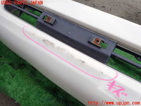 1UPJ-30861010]ランクル100系(UZJ100W)フロントバンパー 中古_m0002.jpg