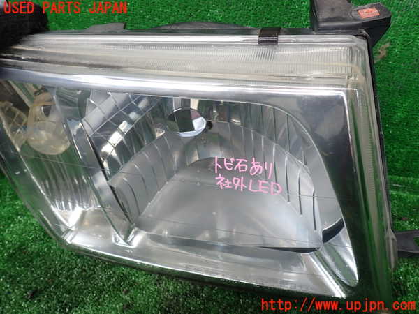 1UPJ-30861130]ランクル100系(UZJ100W)右ヘッドライト LED 中古_m0002.jpg