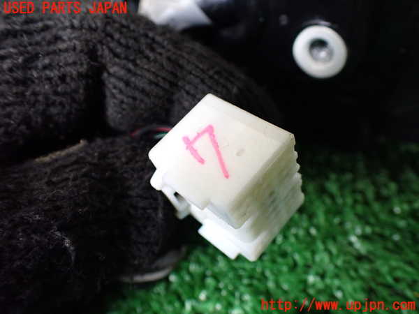 1UPJ-30861210]ランクル100系(UZJ100W)右ドアミラー 中古_m0004.jpg